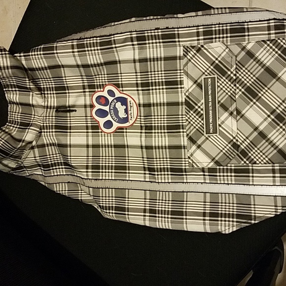 Rain coat - Picture 1 of 3